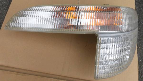 FORDエクスプローラーEXPLORERコーナーランプ左ウィンカー ランプ1FMXU34フォード ウインカー レンズ1FMXUS34ウインカー クリアランス拍卖