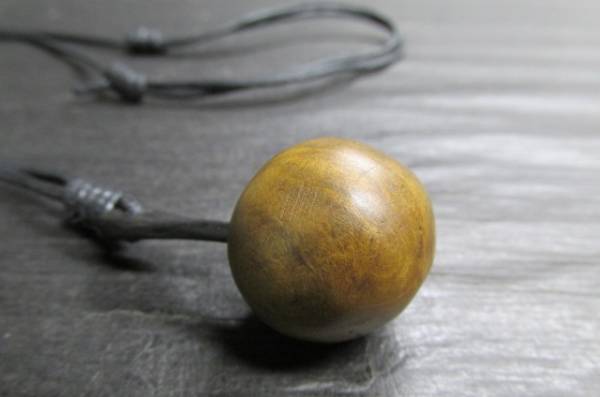 桑瘤杢オイルフィニッシュ珠ペンダント拍卖