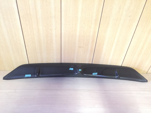 フィールダー 純正 リアロアガーニッシュ ディフェーザー 中古です。 バンパー下側に取り付ける、バンパーカバーです。拍卖