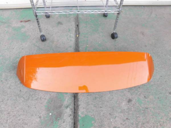 アウディ 8U リアスポイラー オレンジ O378拍卖