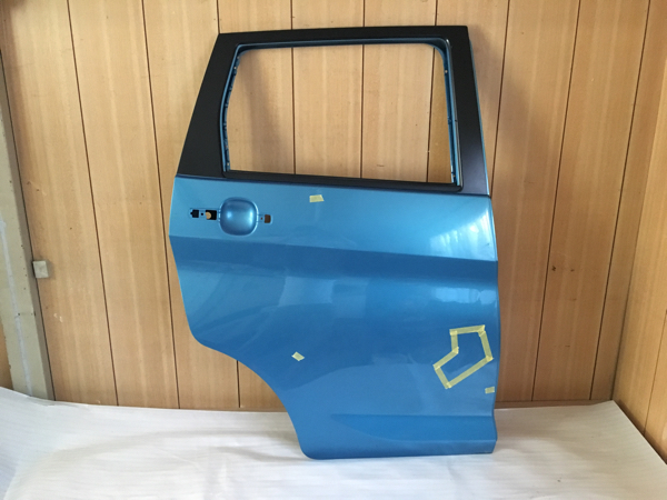 三菱 EKワゴン B11W 右側 リアドア ブルー 系 少損!拍卖