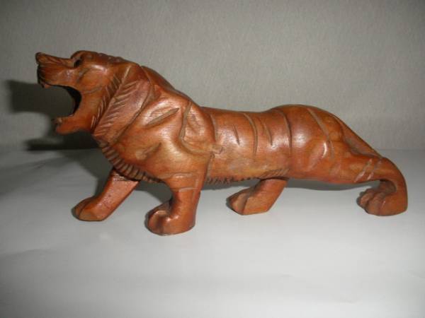 @@@ 虎 虎の木彫 彫刻 置物 飾り物 インテリア 雑貨 東洋彫刻 木工 拍卖