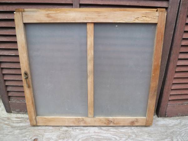 最終値下げ!入札ない場合 年内で出品取りやめ M4472 古民家 窓 アンティーク建具 木製フレーム レトロ擦りガラス付き 難あり 140拍卖