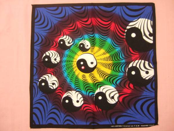 横浜最新 陰陽波紋柄♪バンダナ 同梱4枚まで送料180円ξ☆Bξ ξ56s拍卖