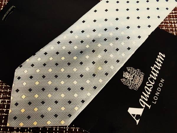 ・ω・ ★SALE/1507★アクアスキュータムのネクタイ♪拍卖