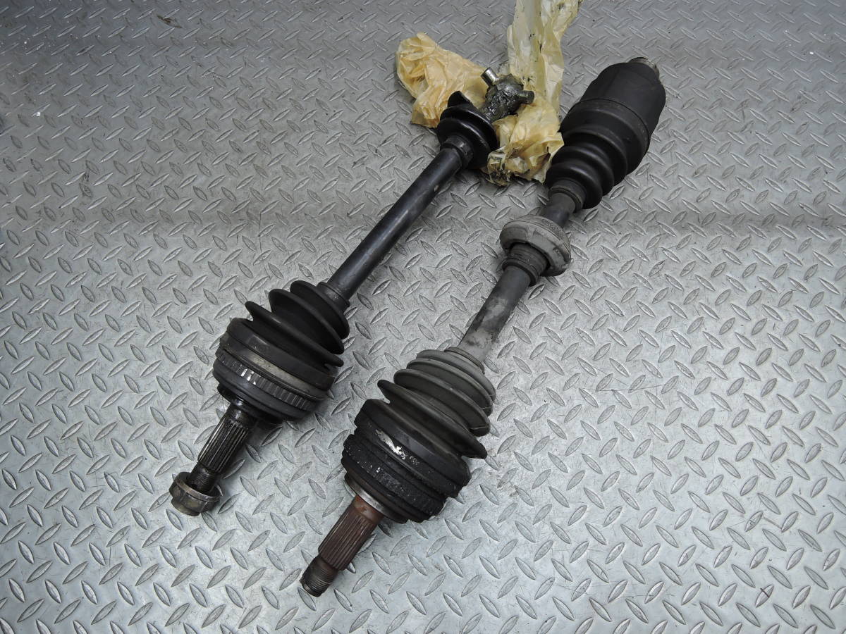 【代TK】 DC5 DC2 インテグラ タイプR 【詳細不明・ジャンク品】 フロント ドライブシャフト 左右 (検: ホンダ ドラシャ 運転席 助手席 ②拍卖