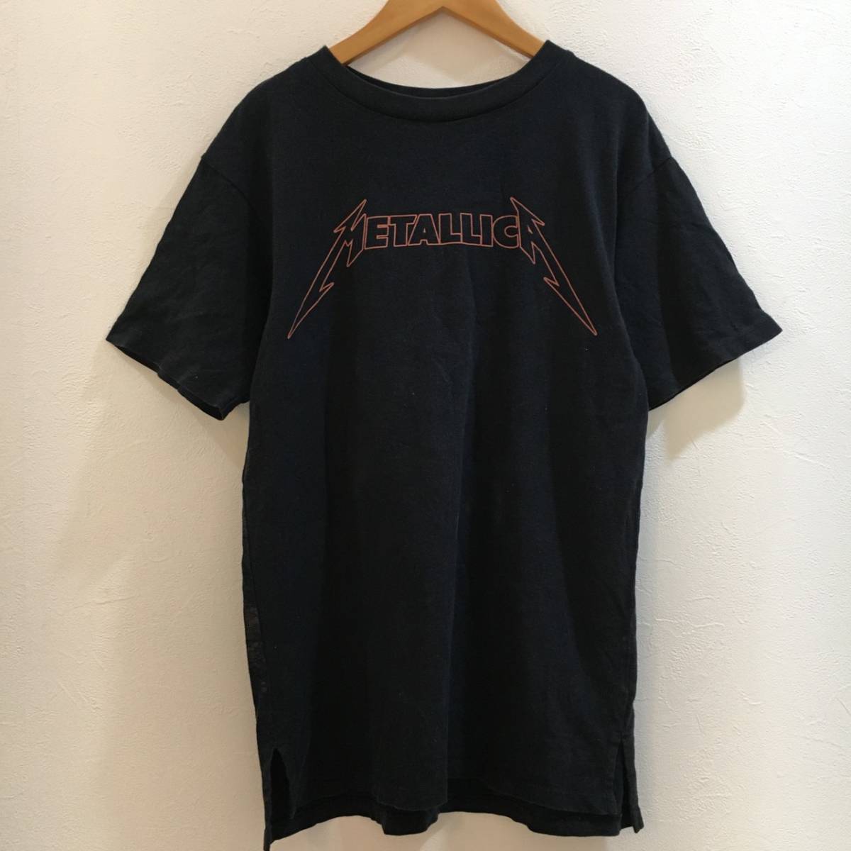 UNIQLO/ユニクロ メタリカ/METALLICA Sサイズ 半袖 Tシャツ 背面 派手 レディース メタル拍卖