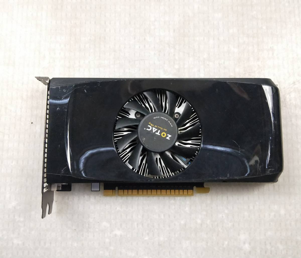 【中古パーツ】GeForce GTS450 1GB 128BIT DDR5 MiniHDMI/DVI グラフィックポード /ビデオカード PCI-E ■XK868-2拍卖