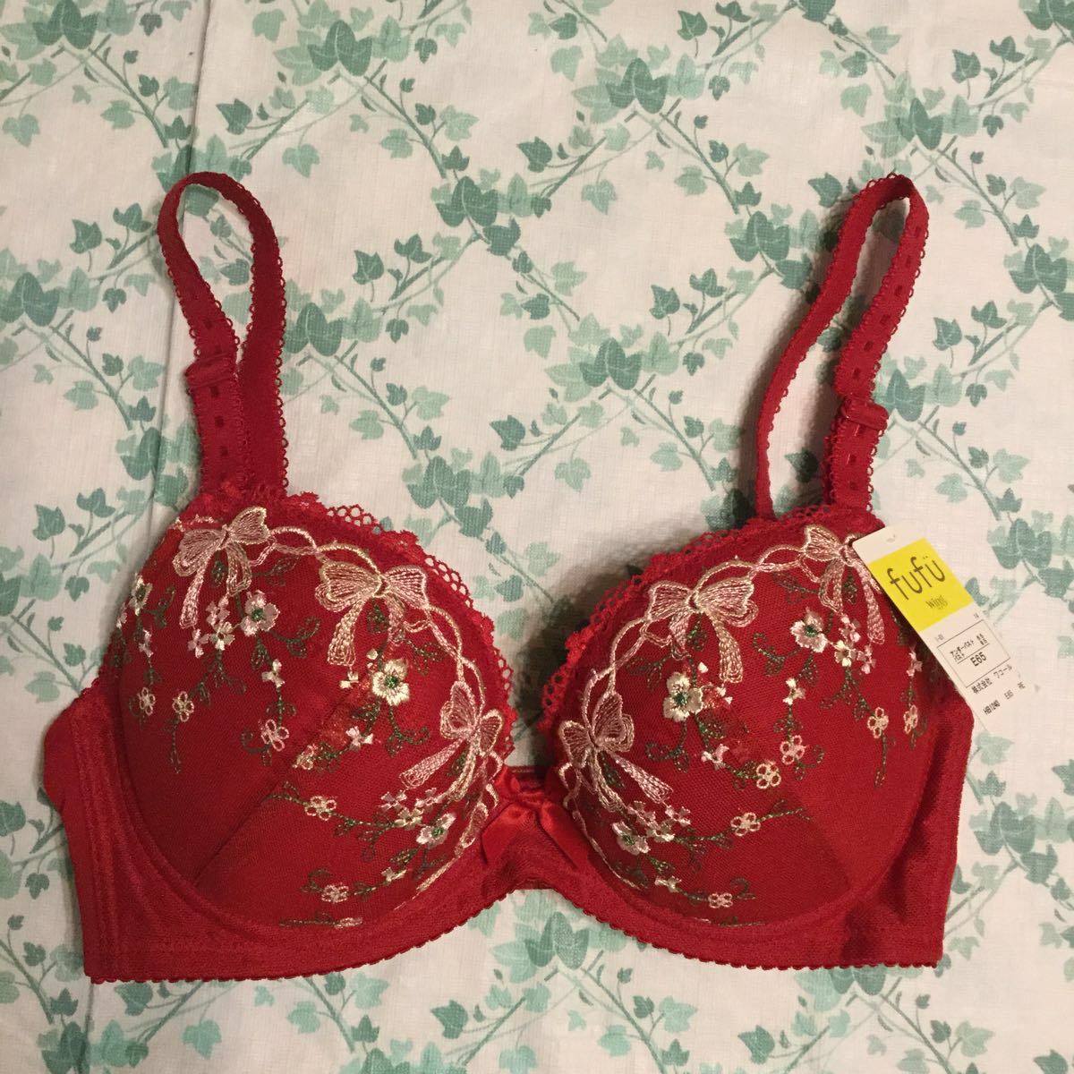 ○1点のみ!ワコール Wing fufu フフ リボン刺繍 ブラジャー E65 レッド 未使用☆拍卖