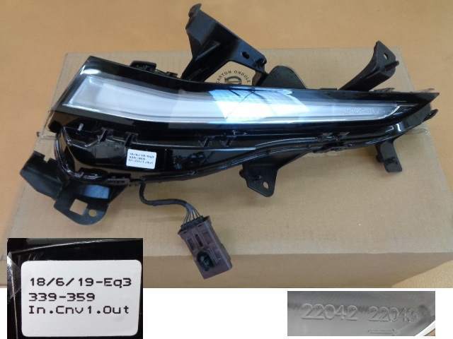 プジョー/508 R8#系 LED 右側デイライト Valeo 89911714 D 830641拍卖