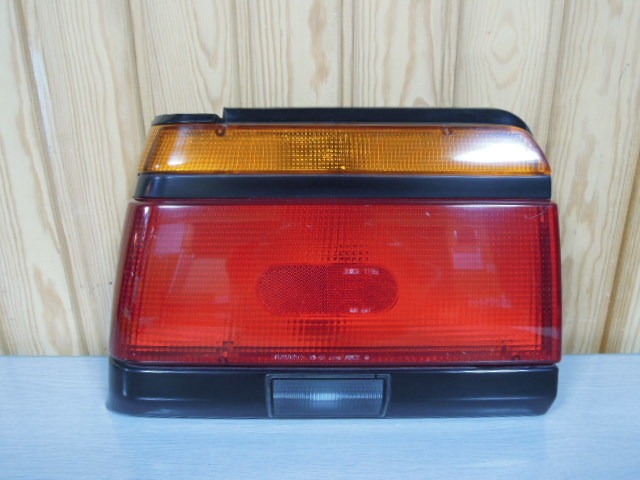 トヨタ ターセル AL25 テールランプ 左 中古 最終後期 IKI 16-51 L IKI 7195 L A0095拍卖