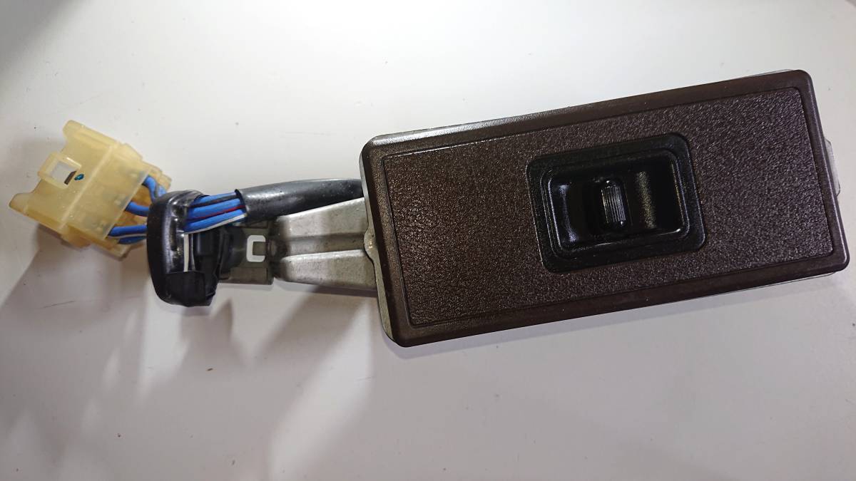 ホンダ レジェンド KA1~5 助手席 パワーウインドウ スイッチ 中古拍卖