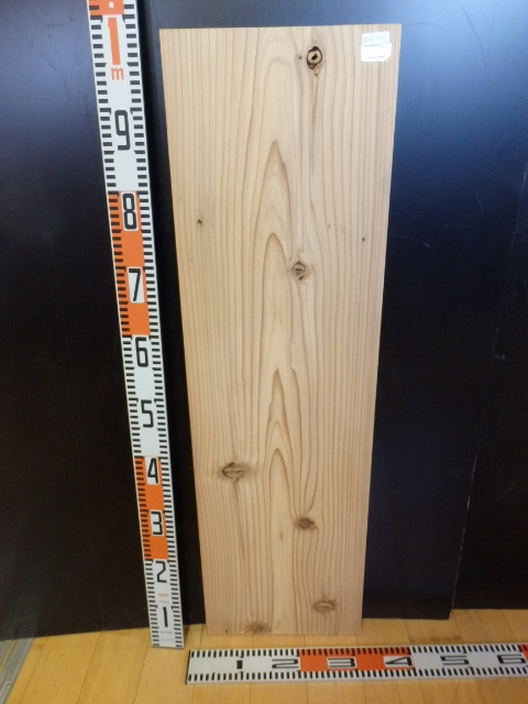 e2052409 新潟産杉●約97.8cm×28.8cm×厚2cm☆無垢板1枚板 木材 板 DIY 板材 天板 棚板 テーブル 看板 花台など種類豊富!拍卖
