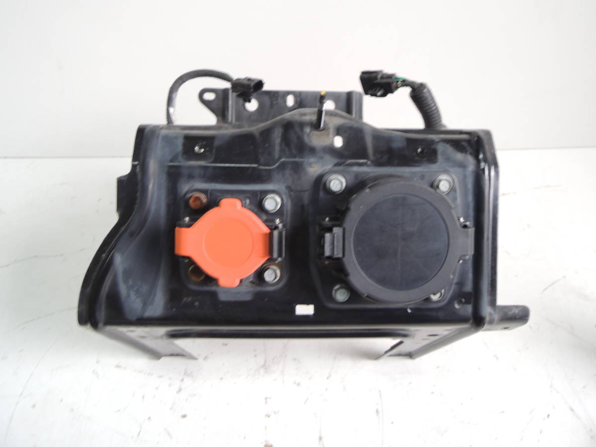 ・ ZAA-ZE0 リーフ G 純正 バッテリー チャージ ユニット 296B1-3NA0A 検:ポート/充電 N-4804拍卖