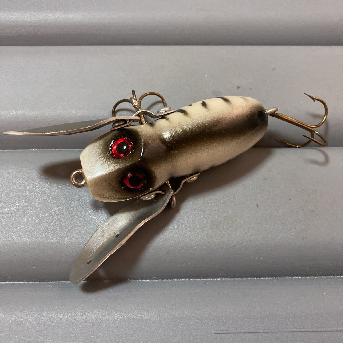 ハイフィン バス クリーパー パール黒コーチ 美品拍卖