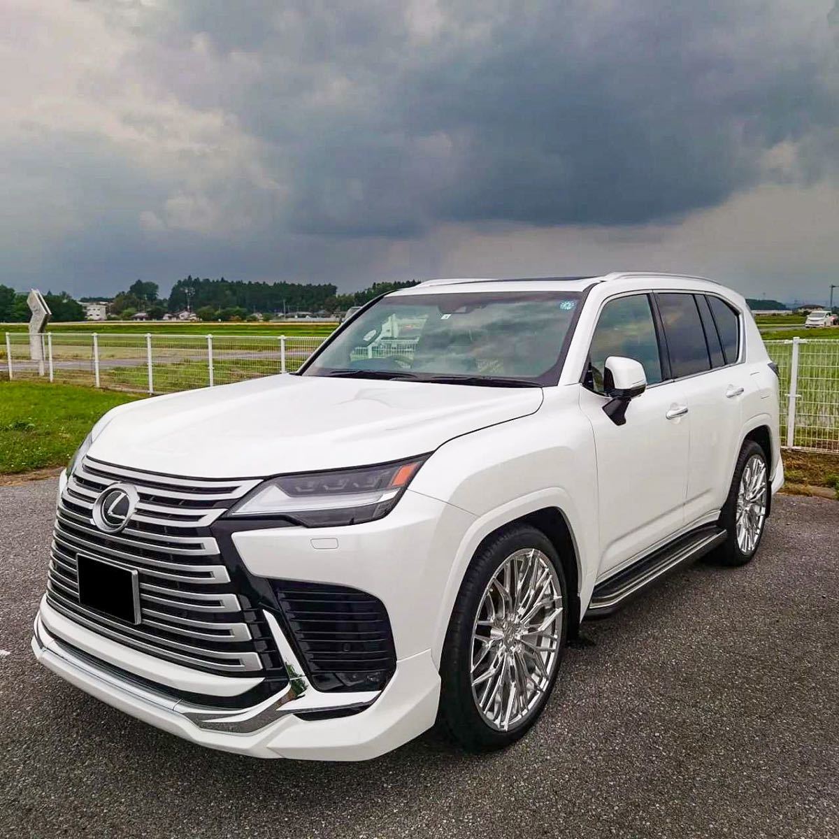 24インチ 4本セット T&T forged 鍛造 ホイール レクサス 全車種に対応 LX600 LX570 ランクル300 ランクル200 プラド 等にオーダーで作製拍卖