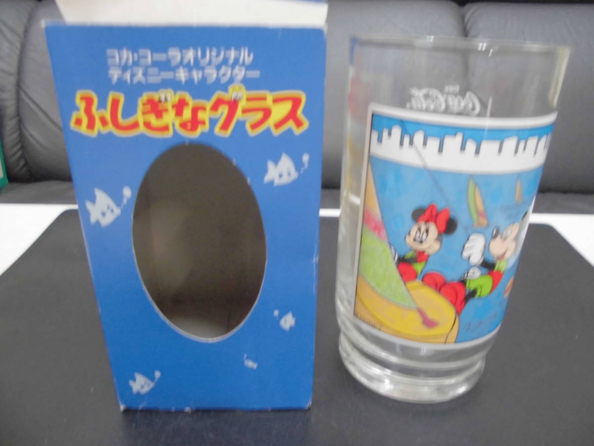 ★1995年当時物!★コカ・コーラ ディズニーキャラクター「ふしぎなグラス」ドナルドダック&ミッキー&ミニー(手前棚・最上段)拍卖