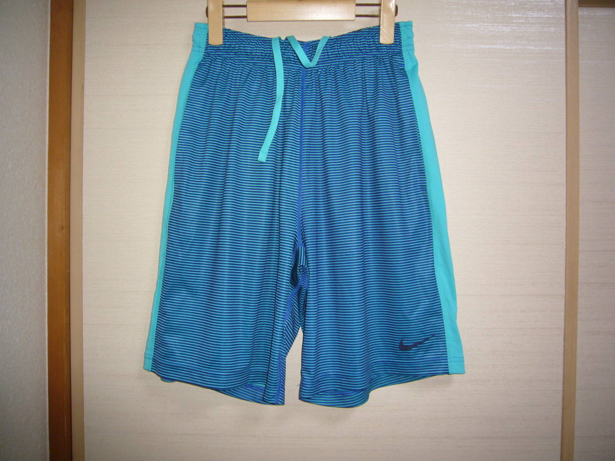 ナイキ ハーフパンツ ターコイズ Mサイズ拍卖