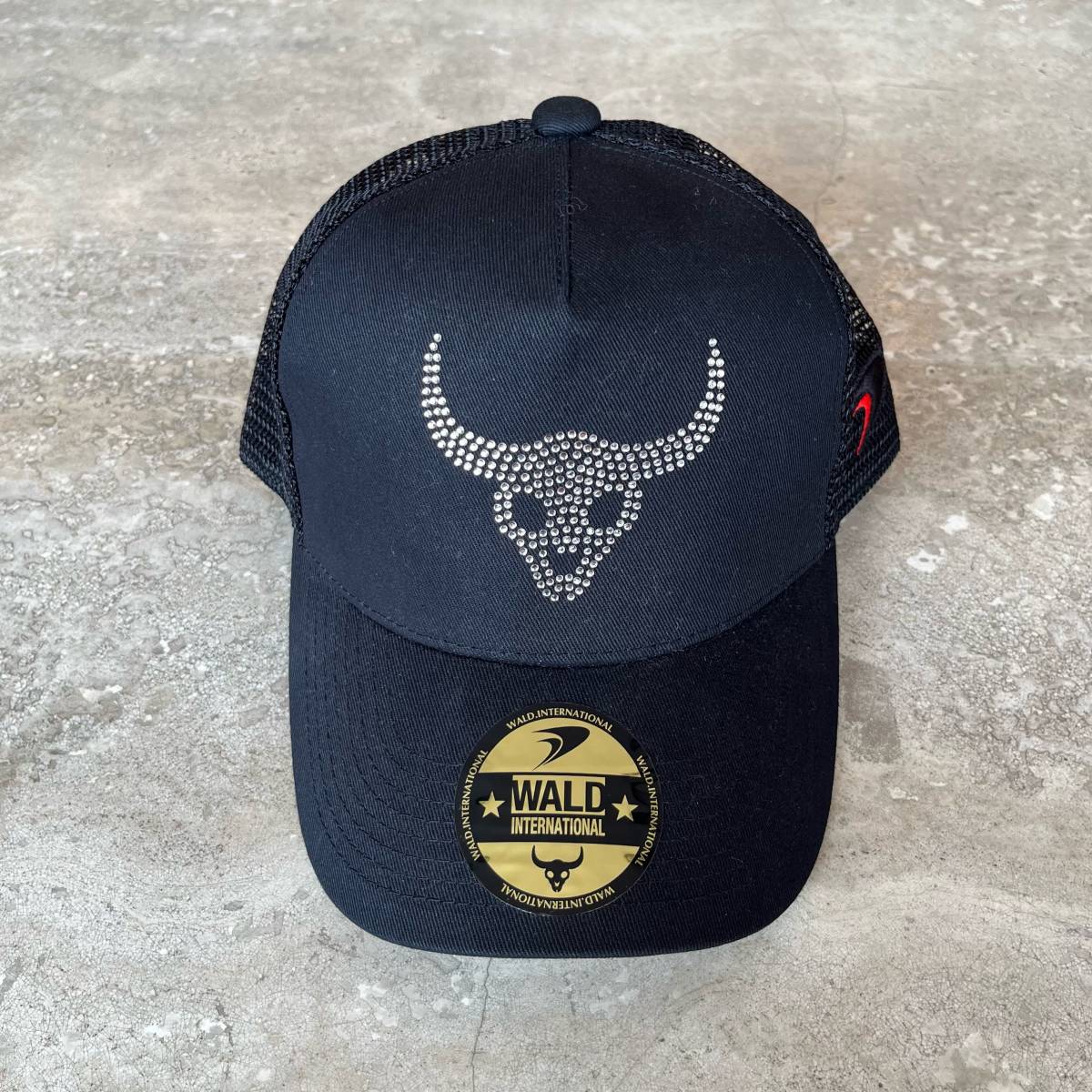 WALDキャップ スワロver.【オールブラックxスカル】 ゴールドステッカー拍卖