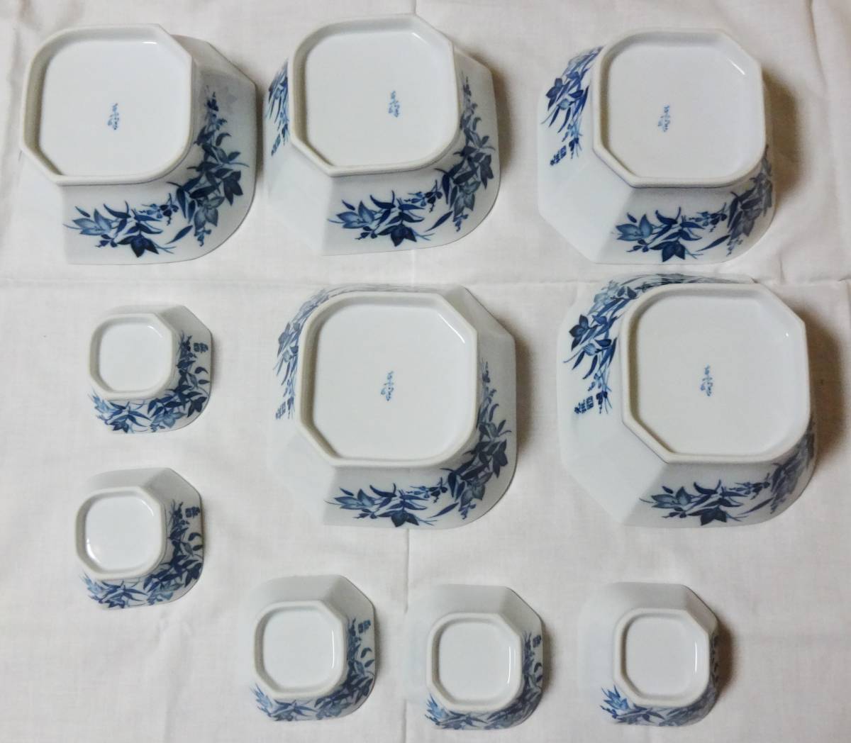 少し使用!刺身鉢5個+醤油鉢5個、煮物鉢・漬物入れ・おつまみ入れなどにも、桔梗に萩模様、日本製拍卖