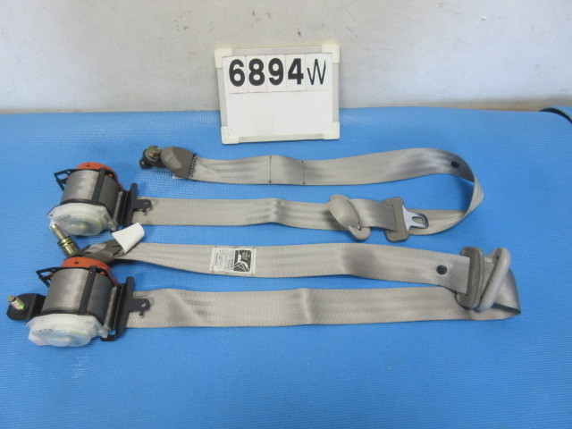 !6895W エルグランド 前期 E50 ALE50 純正 リア シートベルト S拍卖
