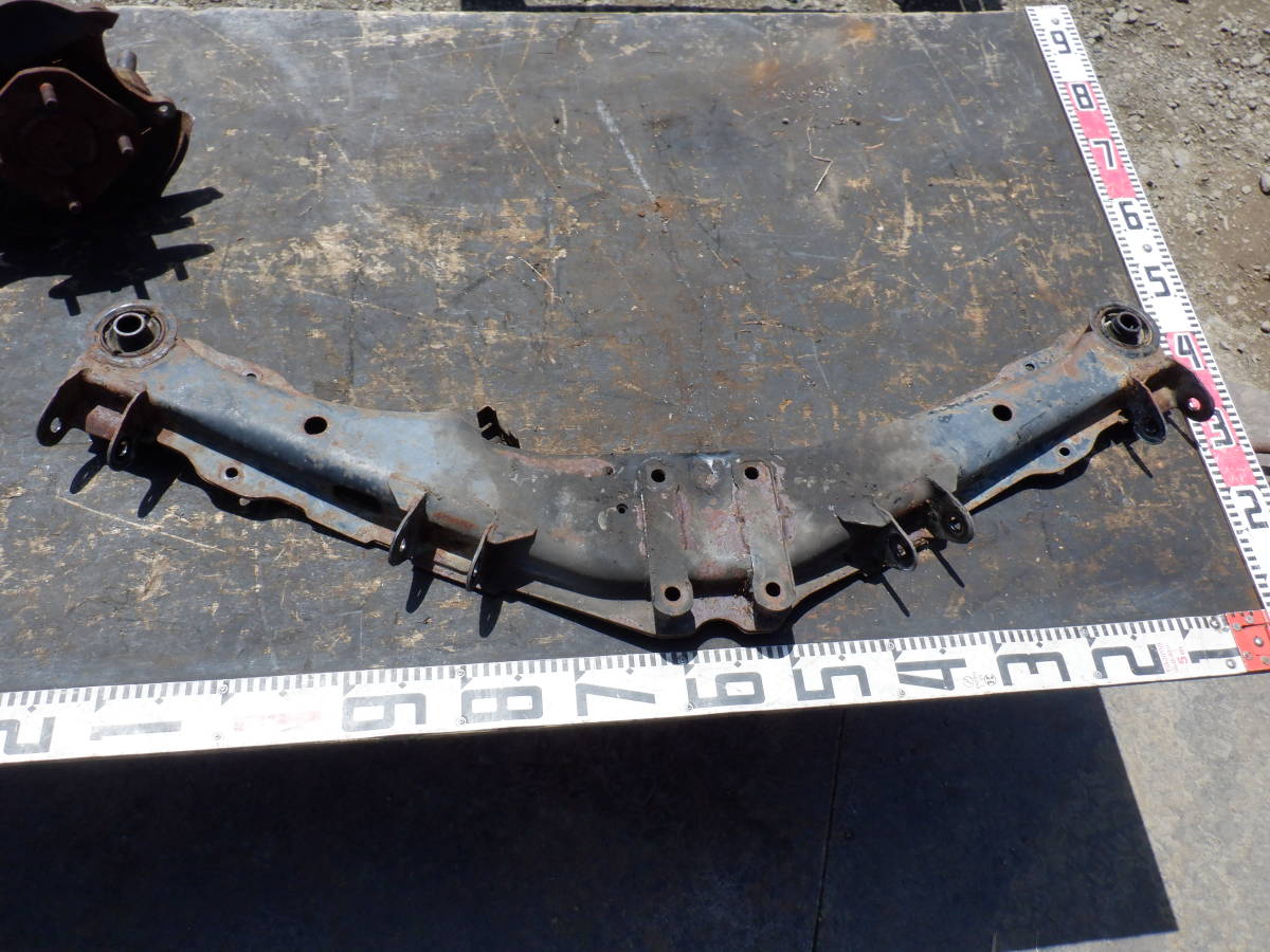 F30 初代 レパード 後期  純正 リアメンバー 個人宅配達可能 L20ET 5速車 ZGXスーパーエディション PF30拍卖