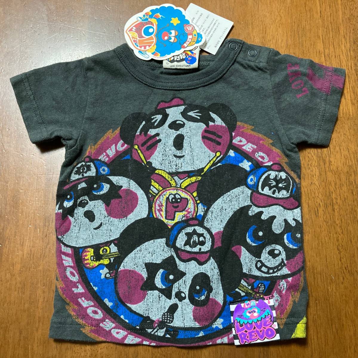 新品・未使用 LOVE REVOLUTION ラブレボリューション Tシャツ 80cm パンダ ベビー キッズ 半袖 スナップボタン 綿100% チャコールグレー拍卖