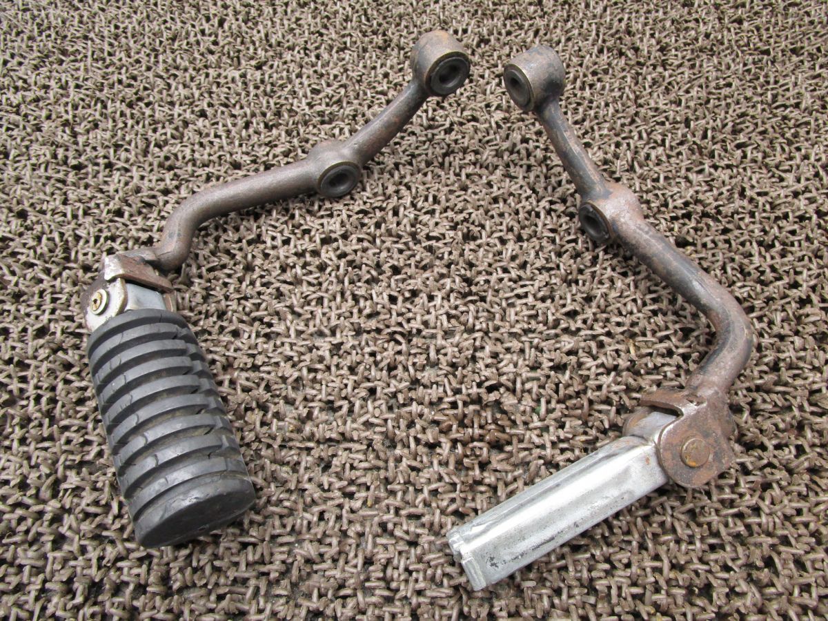 XS650 メインステップ左右 ステー △k677!S650 ヤマハ 【 S650 】拍卖