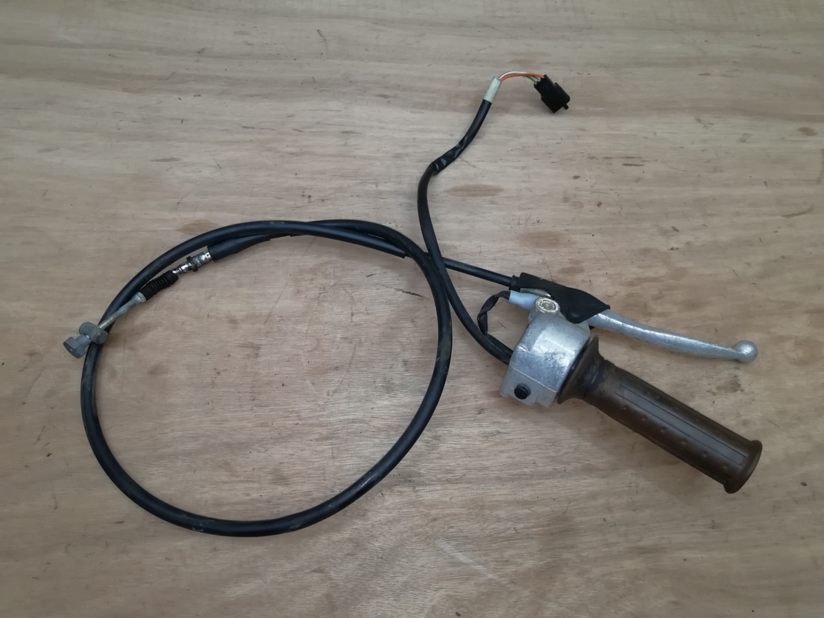 47■CA41A レッツ4 パレット 解体■スイッチボックス 右側 フロントブレーキ スロットル■共通部品車種 アドレスV50 CA43A CA45A CA46A■拍卖