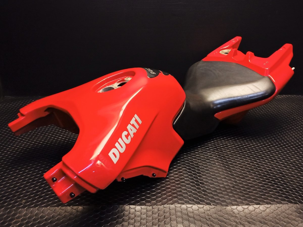 220【評価A】 ドゥカティ ムルティストラーダ1000S 純正 フューエル ガソリン タンク COD58610461A 赤レッド拍卖