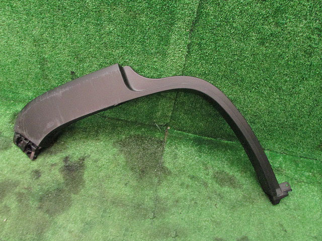 182327◆ハスラー 5AA-MR92S-HBGB 右リアタイヤハウスモール◆77251-59S0拍卖