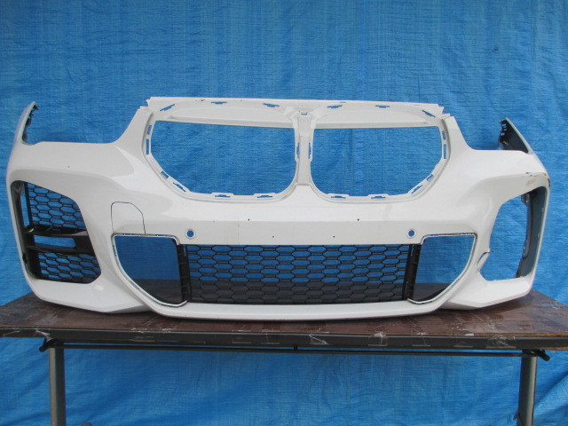 ☆AU764 BMW F48 X1 フロントバンパー 白 51118075875拍卖