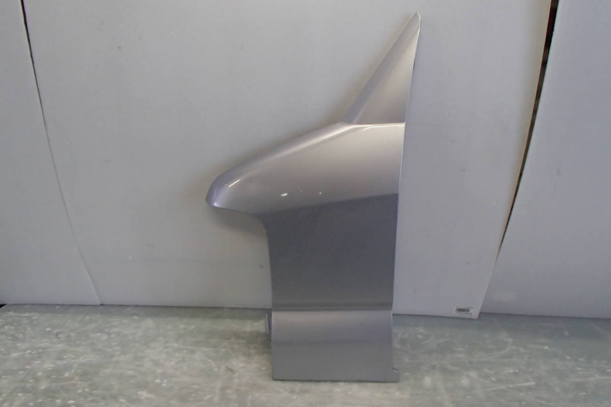 U61V/U62V ミニキャブ 純正 フロント 左 フェンダー パネル A31 クールシルバーメタリック 【22-846】拍卖