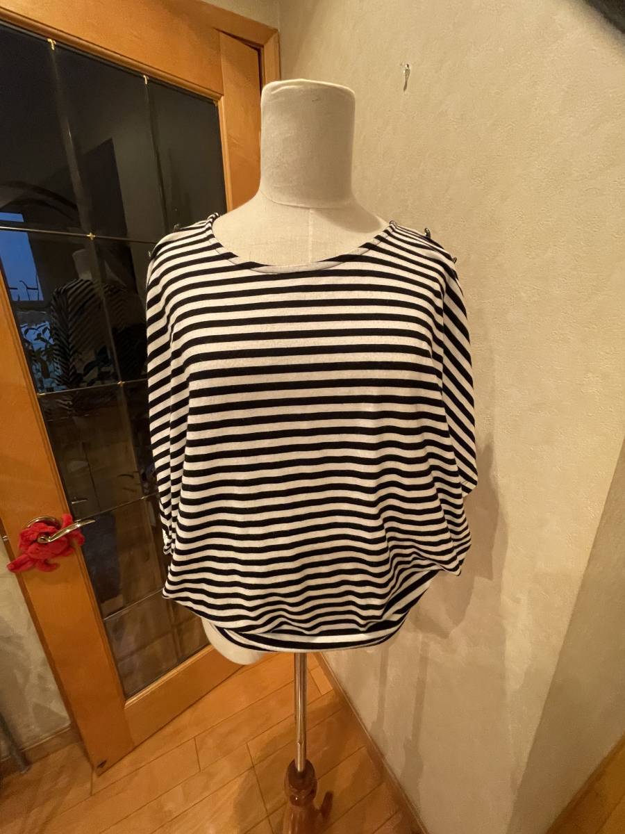 USED・BUONA GIORNATA・ボーダーTシャツ・ドルマンスリーブ・フリーサイズ・肩ボタン付き・黒×白・500円拍卖