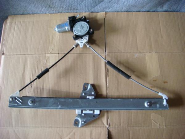 【2362】L150S ムーブ 左前レギュレーターモーター拍卖