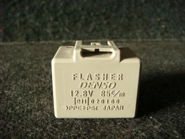 【2397】ノア AZR60G フラッシャー 81980-50030 066500-4651B拍卖