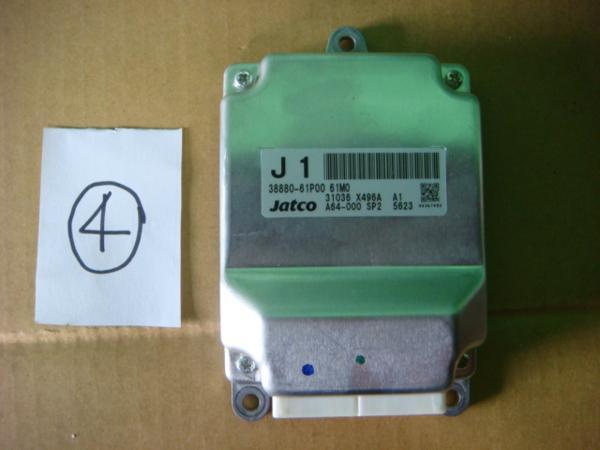 【2422】27年式 スイフト ZC72S コンピューター 38880-61P00拍卖