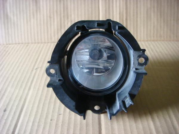 【2438】ZGM11W アイシス プラタナ 左フォグランプ A044633拍卖