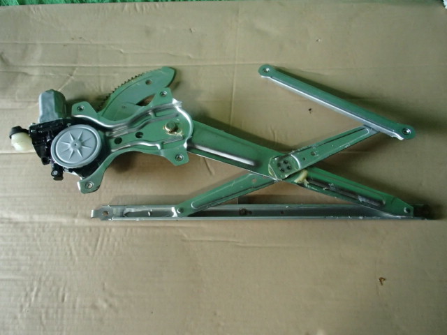 【2484】平成21年式 パッソセッテ M502E 右前レギュレターモーター 69801-B1070拍卖