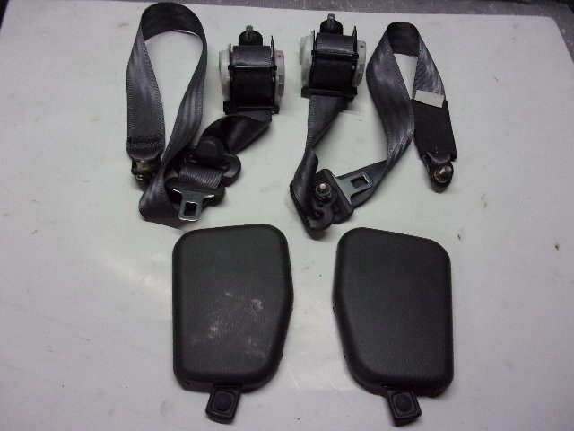 Y サンバーディアス TV2 リアシートベルト 後ろシートベルト リヤシートベルト 左右 TK-AB0-S247 棚Y5拍卖