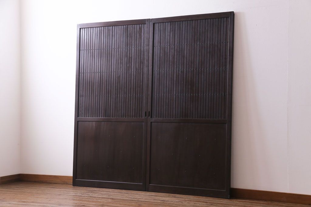 R-031280 和製アンティーク ヒノキ材 洗練された和モダンの空間におすすめの平格子戸2枚組(引き戸、建具)拍卖