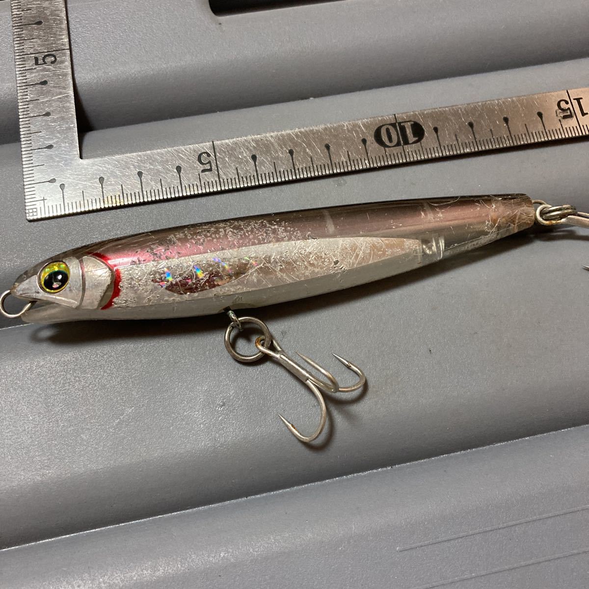 ダイワ ソルティガ ドラドペンシル RS 13 F 魚の歯型など使用感あり 即決拍卖