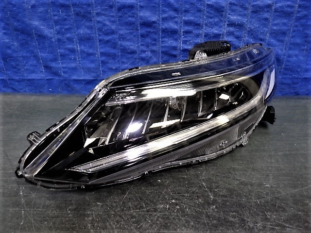 3668 ジェイド FR4 FR5 後期 左ライト LED W4526 美品拍卖