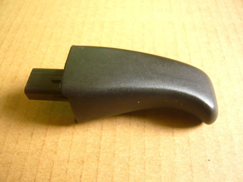 ★【GolfⅡ】当時物 ゴルフⅡ/ジェッタⅡ 純正フロントシートチルトレバー 右側 191-881-634拍卖