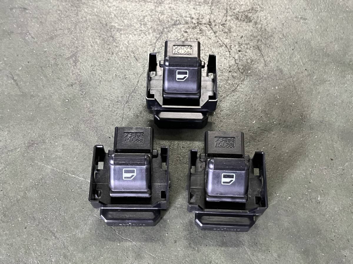 ダイハツ タント L350S 純正 パワーウインドスイッチ 助手席 後部座席 窓 スイッチ【CBA-L350S タント TANTO拍卖