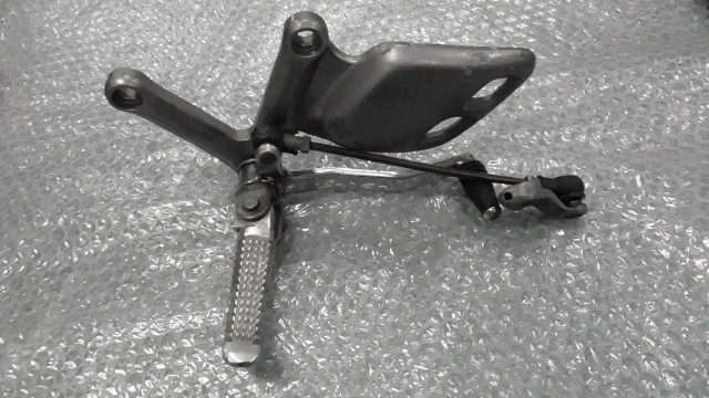 バンディット250 GJ77A-101xxx の ステップ シフトペダル *1652317082 中古拍卖