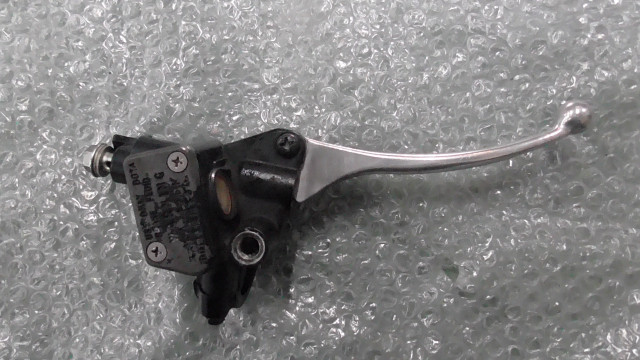 アドレスV125S CF4MA-104xxx の マスターシリンダー M10 *1648089571 中古拍卖