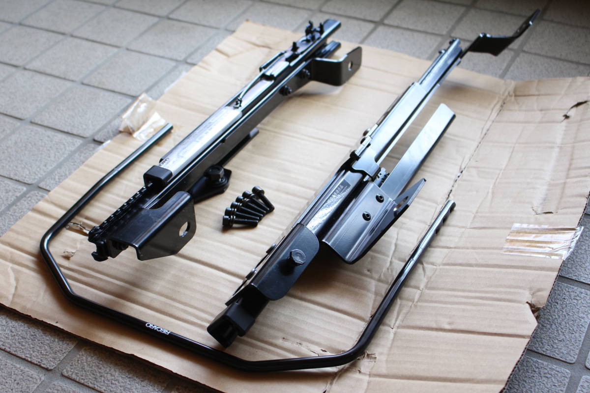 RECARO◆スライドレール/ベースフレーム アウディaudi A4/8WC ポルシェ macan 95BC/J1Hマカン 右座席◆レカロ拍卖