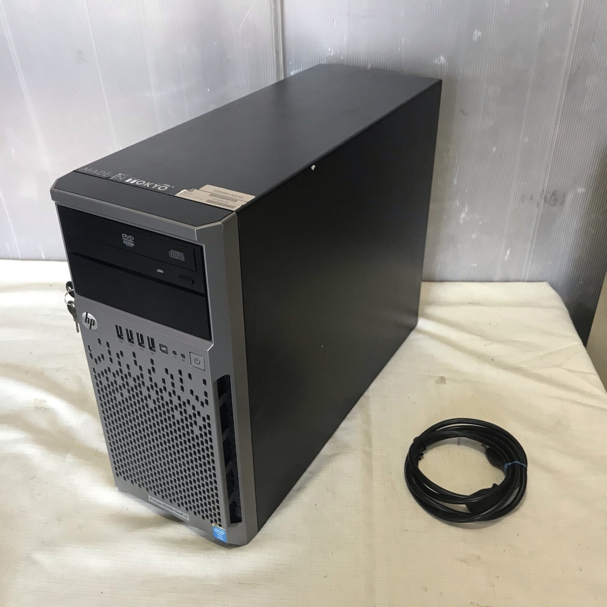 ☆HP ProLiant ML310 G8 V2/Xeon E3-1240 V3 3.40GHz/メモリ8GB/HDDなし/OSなし/BIOS起動確認済/鍵付【K0609R1】拍卖