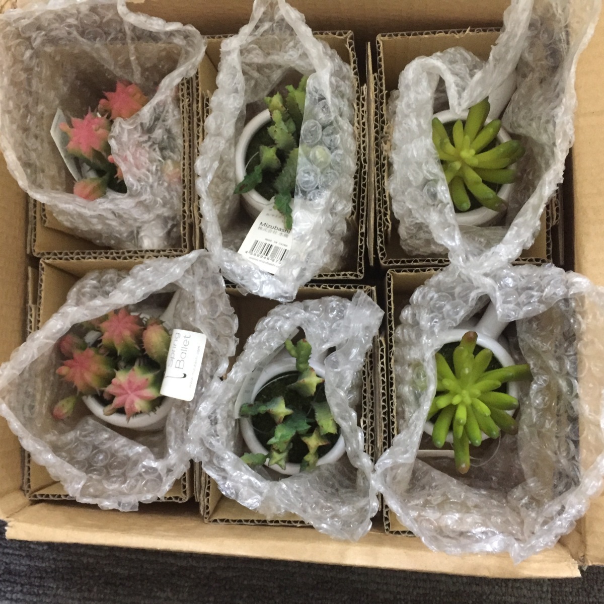 ●送料無料!おすすめ!新品!業務用大量【造花】レッド グリ-ン TGY-032/TGY-033/TGY-034 1箱6個入り/ オフィスや化粧室に拍卖